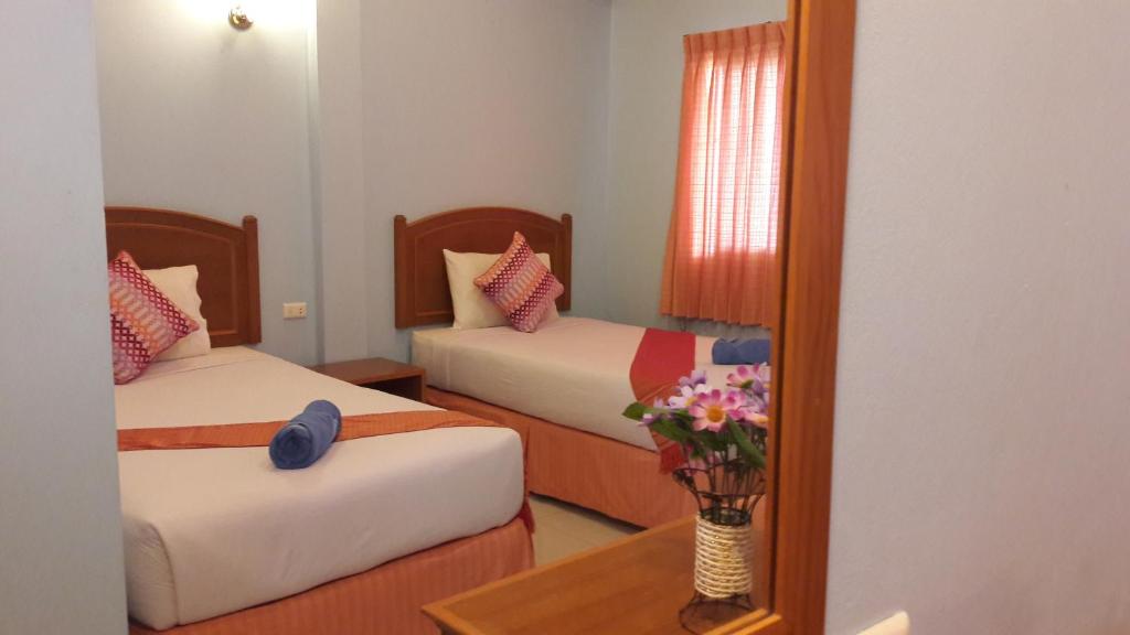 Двухместный (Стандартный двухместный номер с 2 отдельными кроватями) отеля Sunsea Resort, Пханган