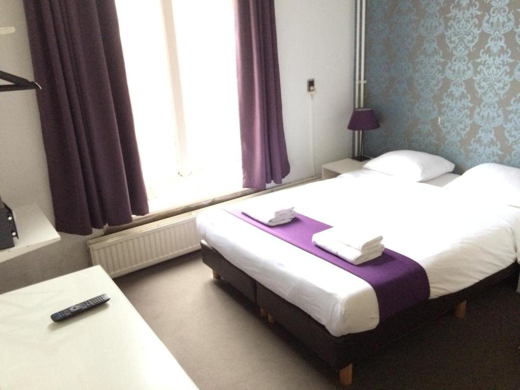 Двухместный (Небольшой двухместный номер с 1 кроватью) отеля Hotel Bellington, Амстердам