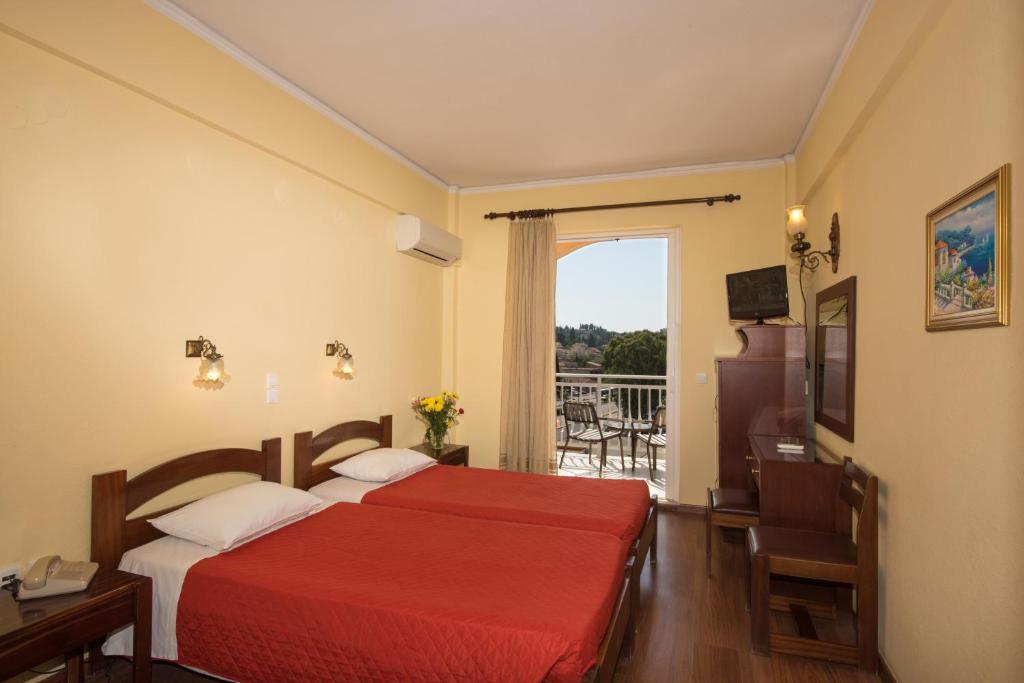 Двухместный (Двухместный номер с 1 кроватью или 2 отдельными кроватями) отеля Sunset, Керкира