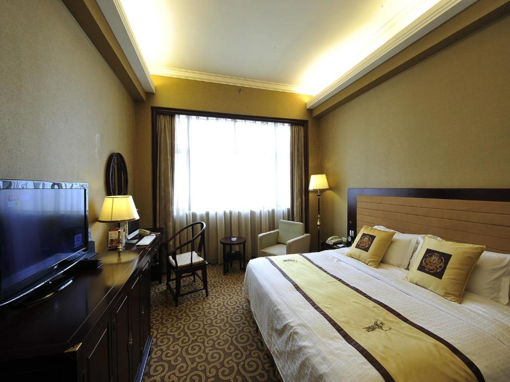 Двухместный (Представительский двухместный номер с 1 кроватью) отеля Jianguo Qianmen Beijing, Пекин