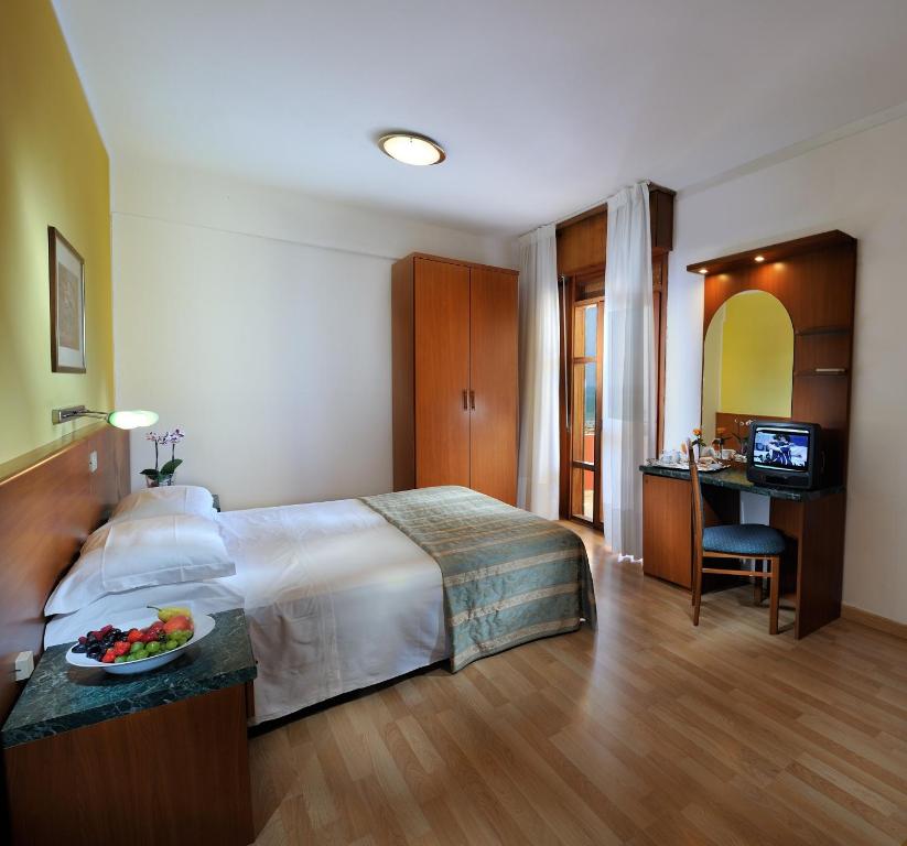 Двухместный (Стандартный двухместный номер с 1 кроватью) отеля Hotel Bembo, Бибионе