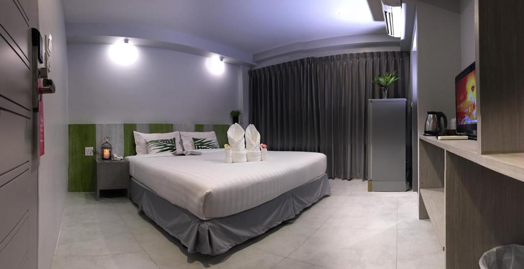 Двухместный (Стандартный двухместный номер с 1 кроватью или 2 отдельными кроватями) отеля The Pat Hotel, Паттайя