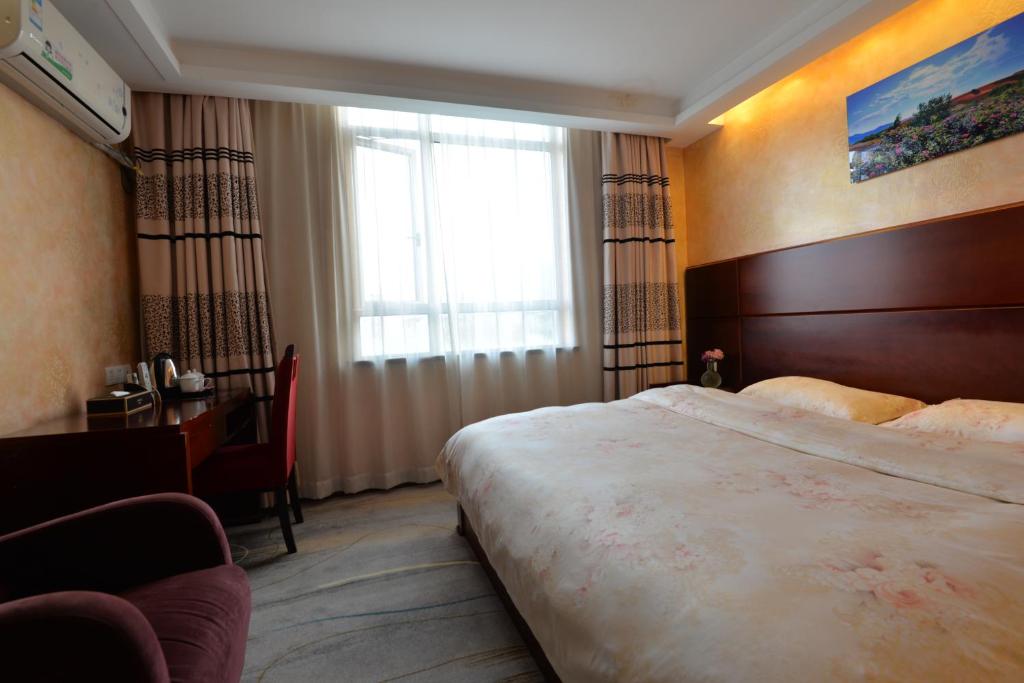 Двухместный (Двухместный номер бизнес-класса с 1 кроватью) отеля Irene Boutique Hotel - Jinshu Shop, Шанхай