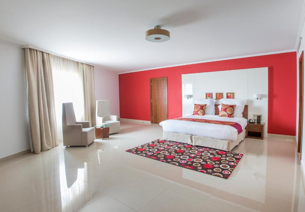 Апартаменты (Апартаменты Делюкс с 1 спальней) апарт-отеля Coral Muscat Hotel and Apartments, Маскат