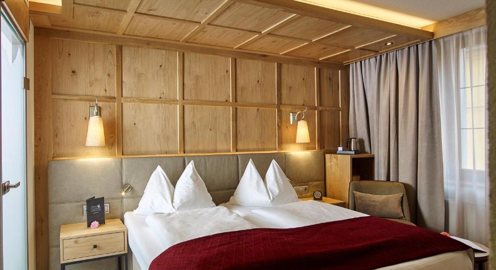 Двухместный (Небольшой двухместный номер с 1 кроватью) отеля Hotel Innsbruck, Инсбрук