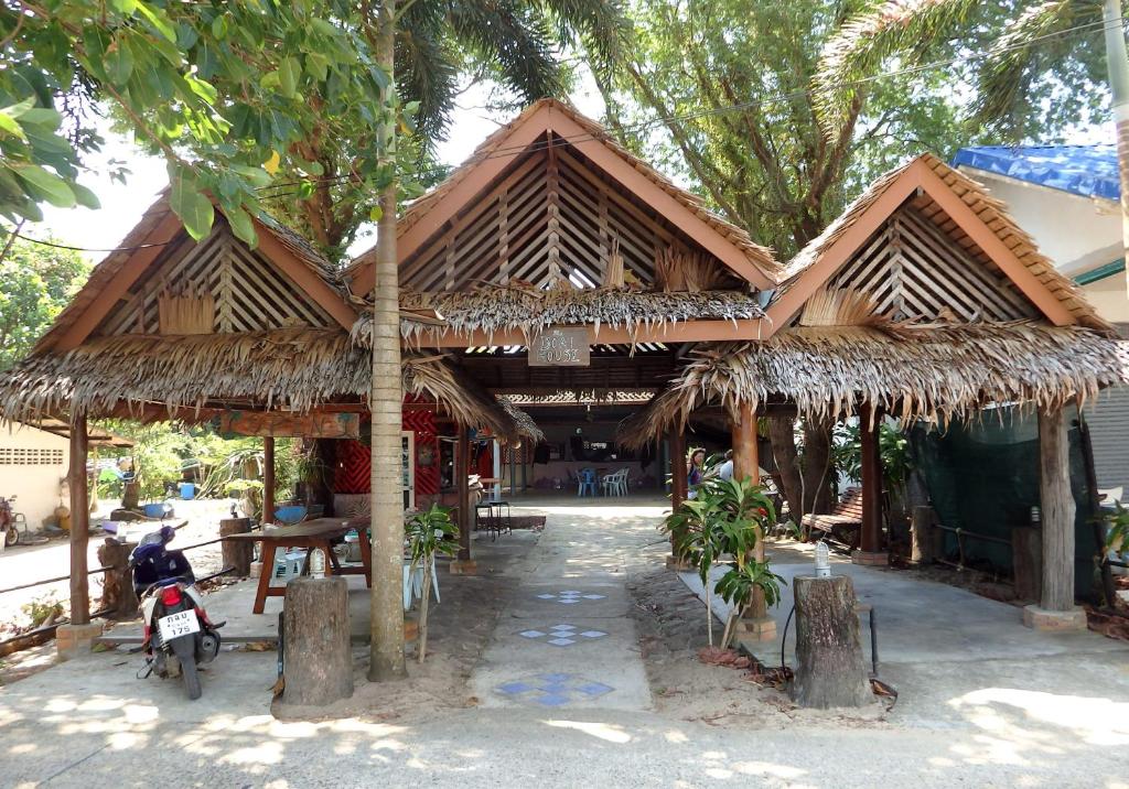 Гостевой дом Phayam Boat House, Ко Пхаям