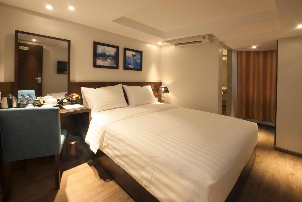 Двухместный (Двухместный номер Делюкс с 1 кроватью или 2 отдельными кроватями) отеля Roseland Centa Hotel & Spa, Хошимин
