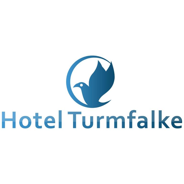 Трехместный (Классический трехместный номер) отеля Hotel Turmfalke, Линц