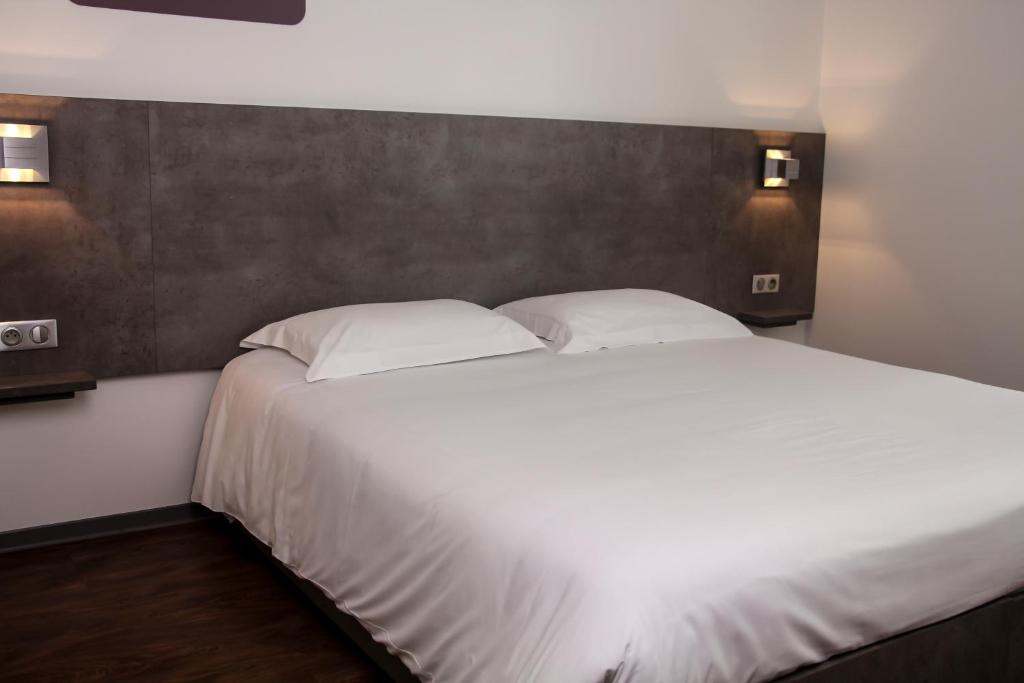 Двухместный (Номер с кроватью размера «king-size») отеля H24 HOTEL, Ле-Ман