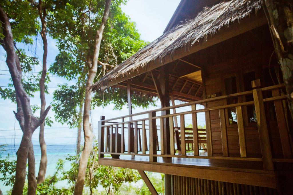 Номер (Семейное бунгало), Курортный отель Phi Phi Phu Chalet Beach Resort