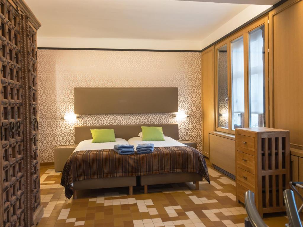 Четырехместный (Двухуровневый четырехместный номер) отеля Hotel Villa Escale, Де Панне