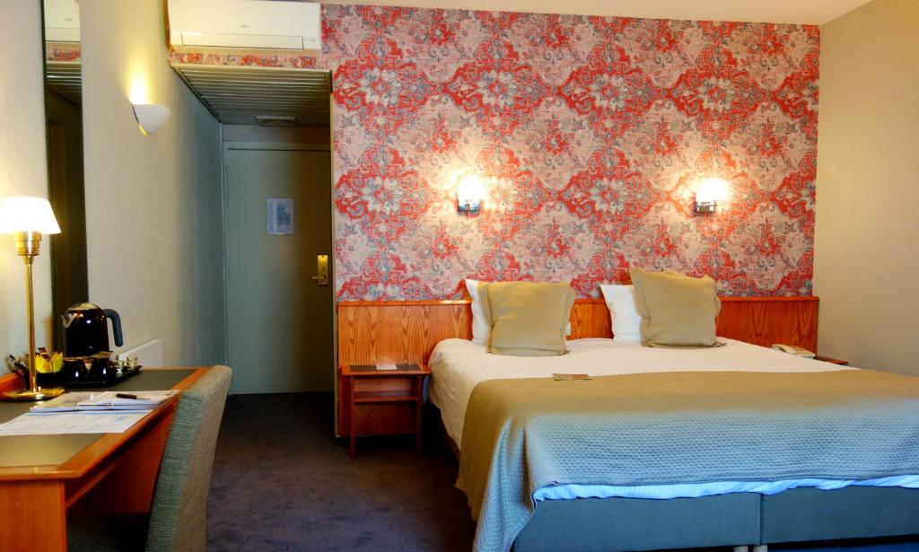 Одноместный (Двухместный номер эконом-класса с 1 кроватью) отеля Leopold Hotel Brussels EU, Брюссель