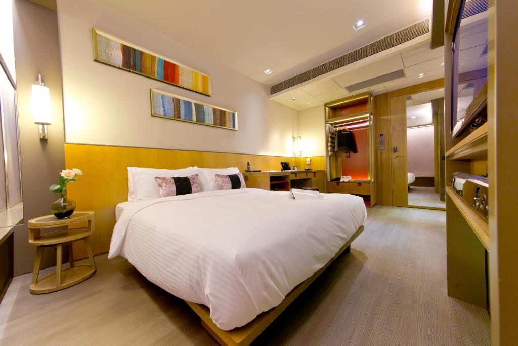 Двухместный (88 Улучшенный номер с кроватью размера «queen-size») отеля Wanchai 88, Гонконг (город)