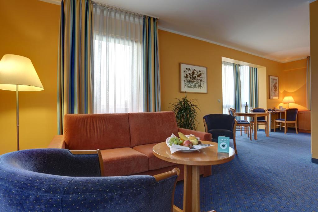 Трехместный (Стандартный трехместный номер), Centro Park Hotel Berlin-Neukölln