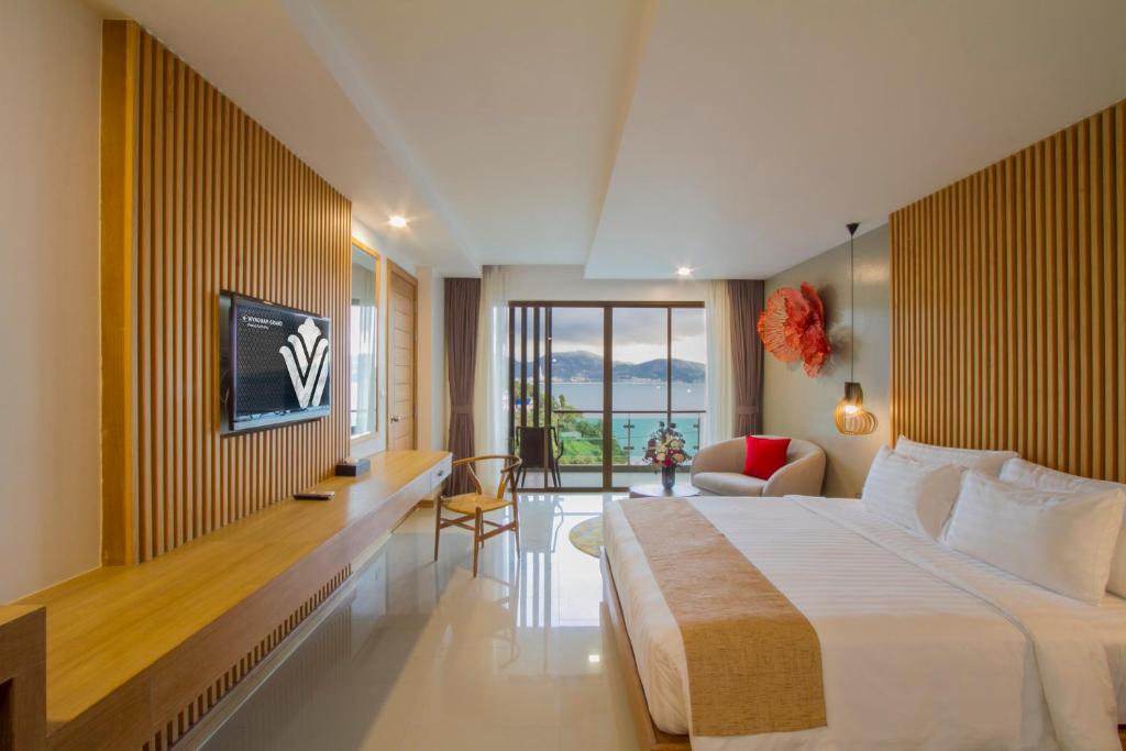 Двухместный (Номер Делюкс с кроватью размера «king-size»), Курортный отель Wyndham Grand Phuket Kalim Bay