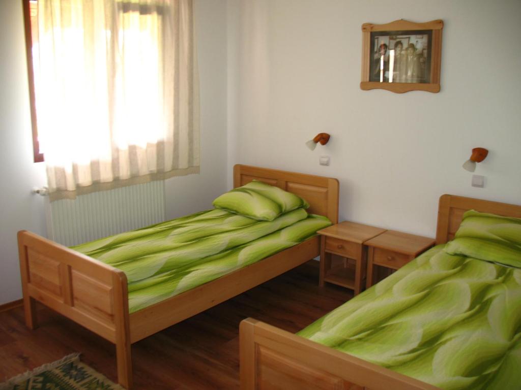 Двухместный (Стандартный двухместный номер с 2 отдельными кроватями) гостевого дома Kúria Vendégház, Одорхею-Секуйеск