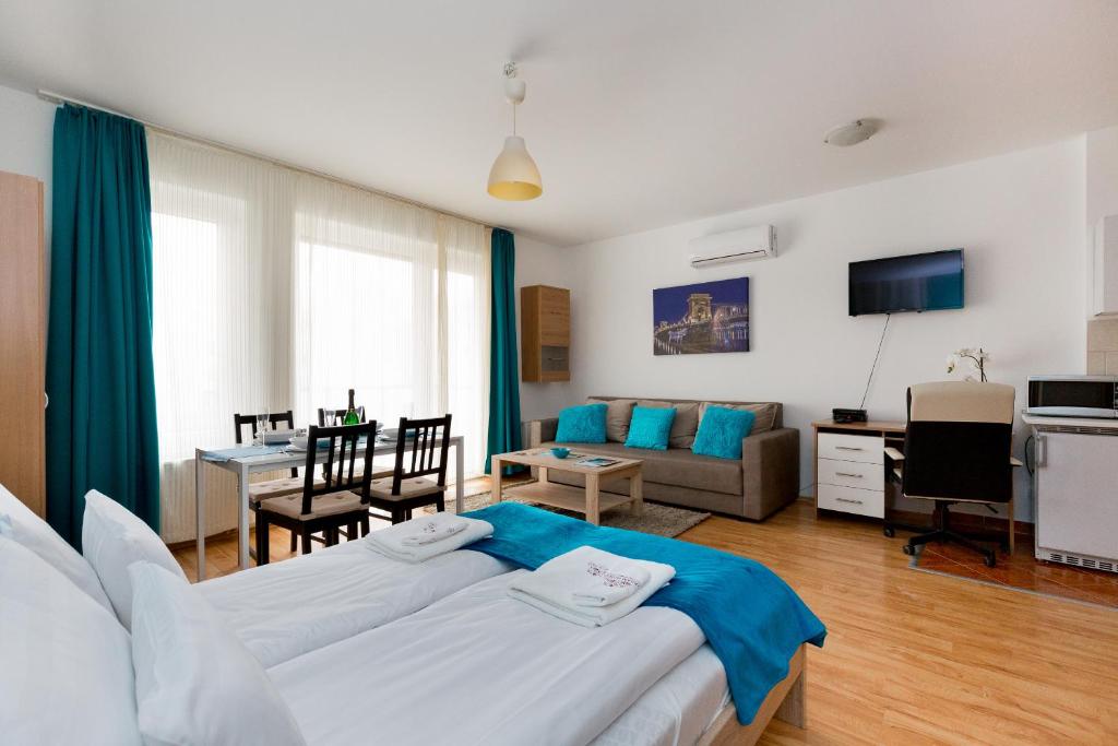 Студио (Номер-студио Делюкс (для 4 взрослых)), Sun Resort Apartments