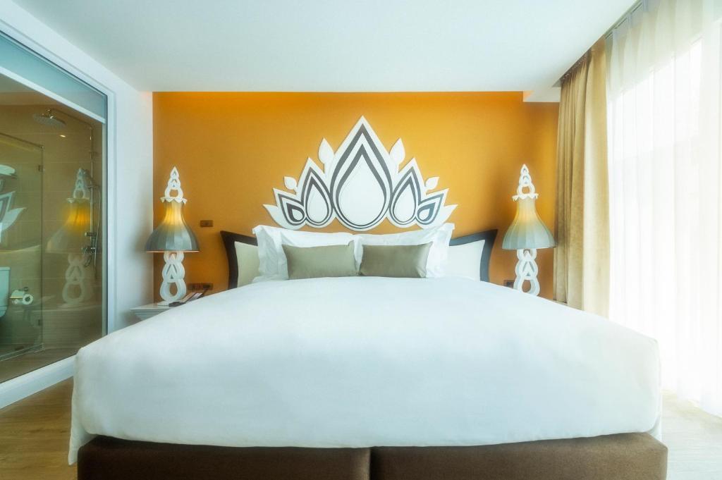 Двухместный (Номер Делюкс с кроватью размера «king-size») отеля Anajak Bangkok, Бангкок