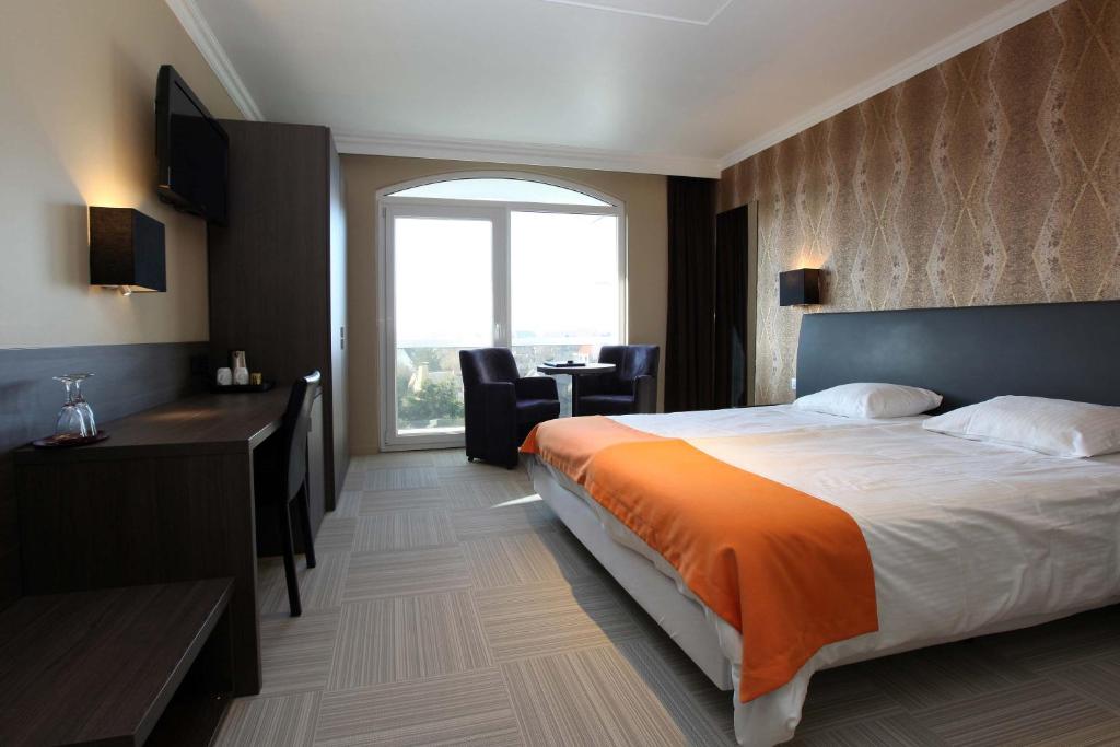Двухместный (Стандартный двухместный номер с 1 кроватью) отеля Hotel Donny, Де Панне