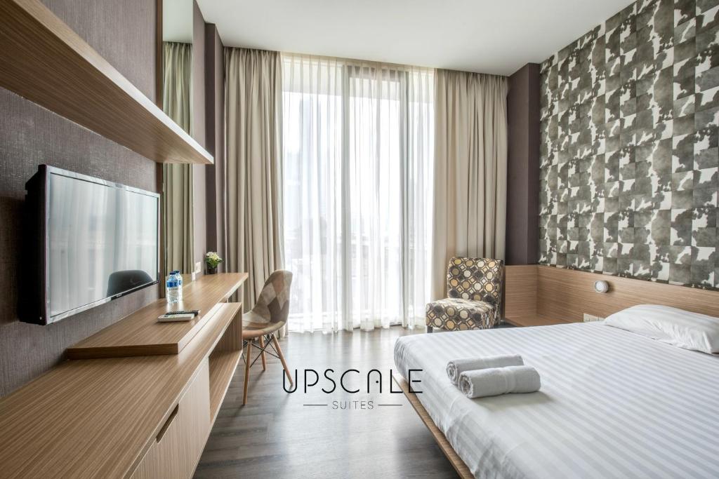 Двухместный (Двухместный номер Делюкс с 1 кроватью и балконом), Upscale Suites