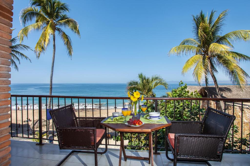 Четырехместный (Люкс с 2 спальнями), Vallarta Shores Beach Hotel