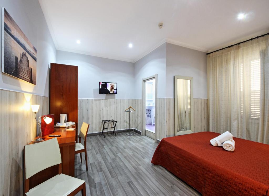 Двухместный (Представительский двухместный номер с 1 кроватью или 2 отдельными кроватями) отеля Hotel Tonic, Палермо