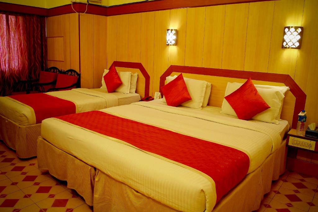 Двухместный (Двухместный номер Делюкс с 1 кроватью или 2 отдельными кроватями) отеля Hotel Swagath, Бангалор