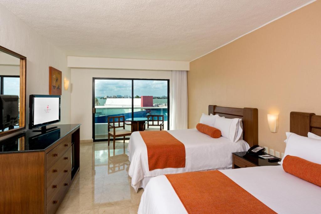 Двухместный (Стандартный номер), Flamingo Cancun Resort