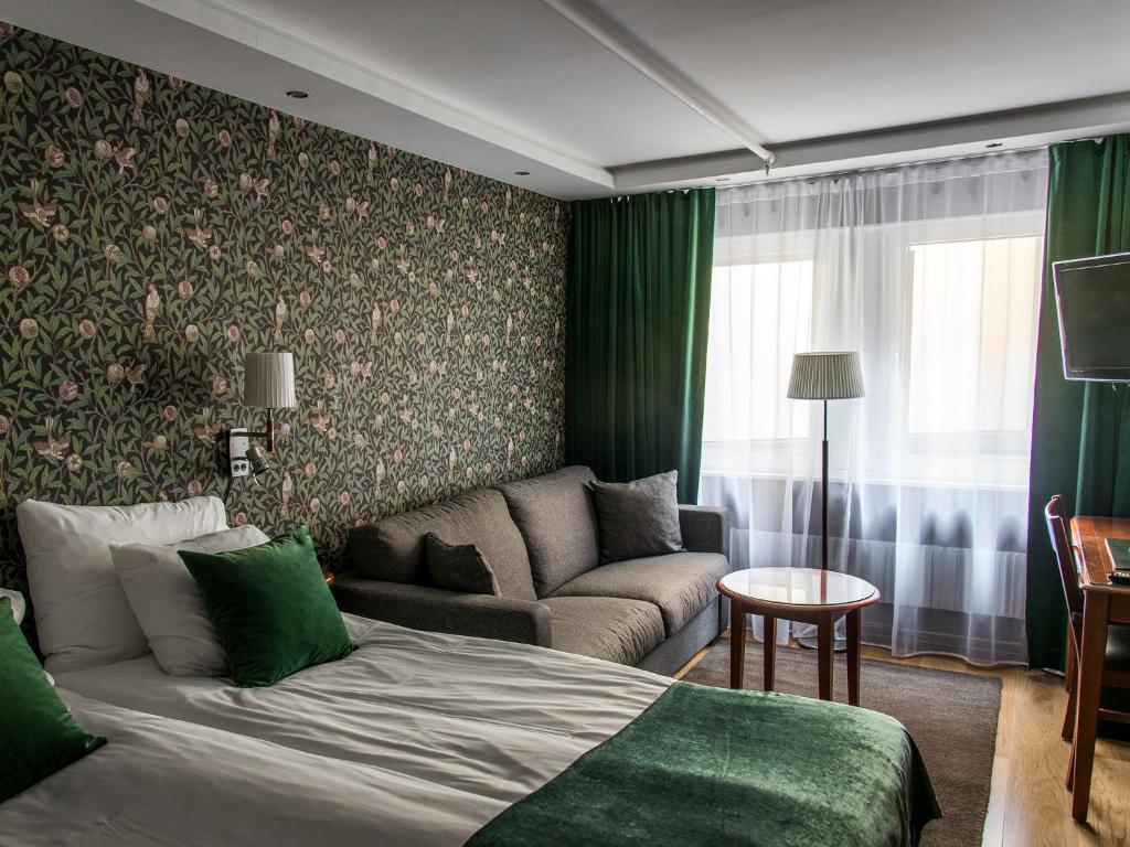 Двухместный (Standard Double Room - Excluding Spa) отеля Varbergs Stadshotell & Asia Spa, Варберг