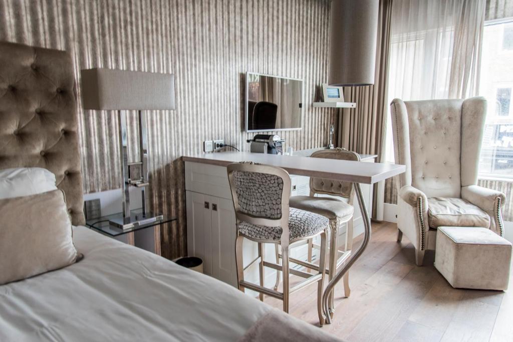 Двухместный (Luxury Double Room - Excluding Spa) отеля Varbergs Stadshotell & Asia Spa, Варберг