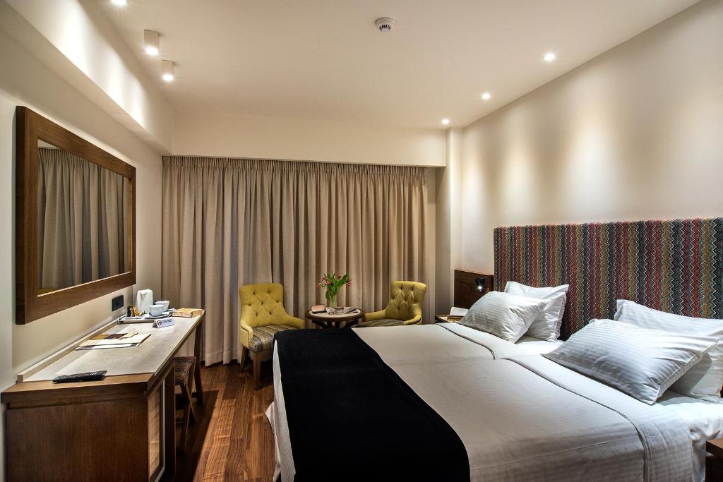 Двухместный (Улучшенный двухместный номер с 1 кроватью или 2 отдельными кроватями) отеля Akali Hotel, Ханья