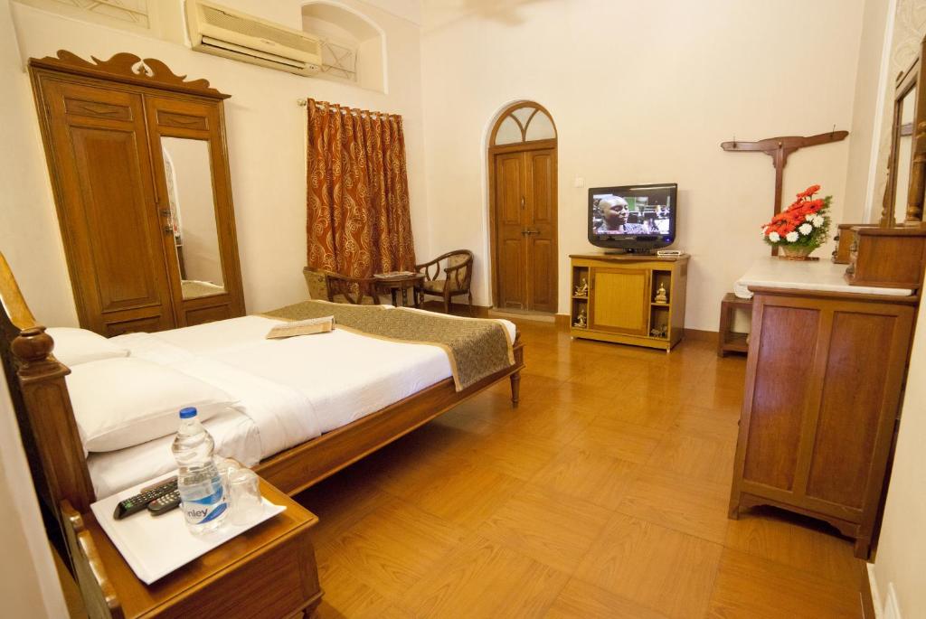 Отель Taj Mahal Hotel Abids, Хайдарабад