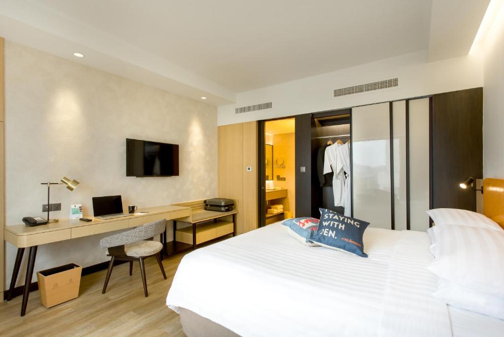 Сьюит (Представительский люкс) отеля Hotel Jen Penang by Shangri-La, Джорджтаун