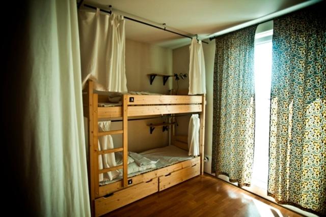 Номер (Односпальная кровать в общем номере с 10 кроватями), Hostel Flamingo