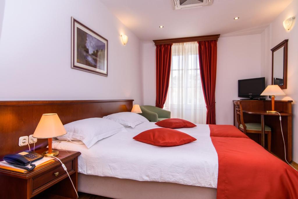 Двухместный (Двухместный номер с 1 кроватью) отеля Hotel Vila Sikaa, Трогир