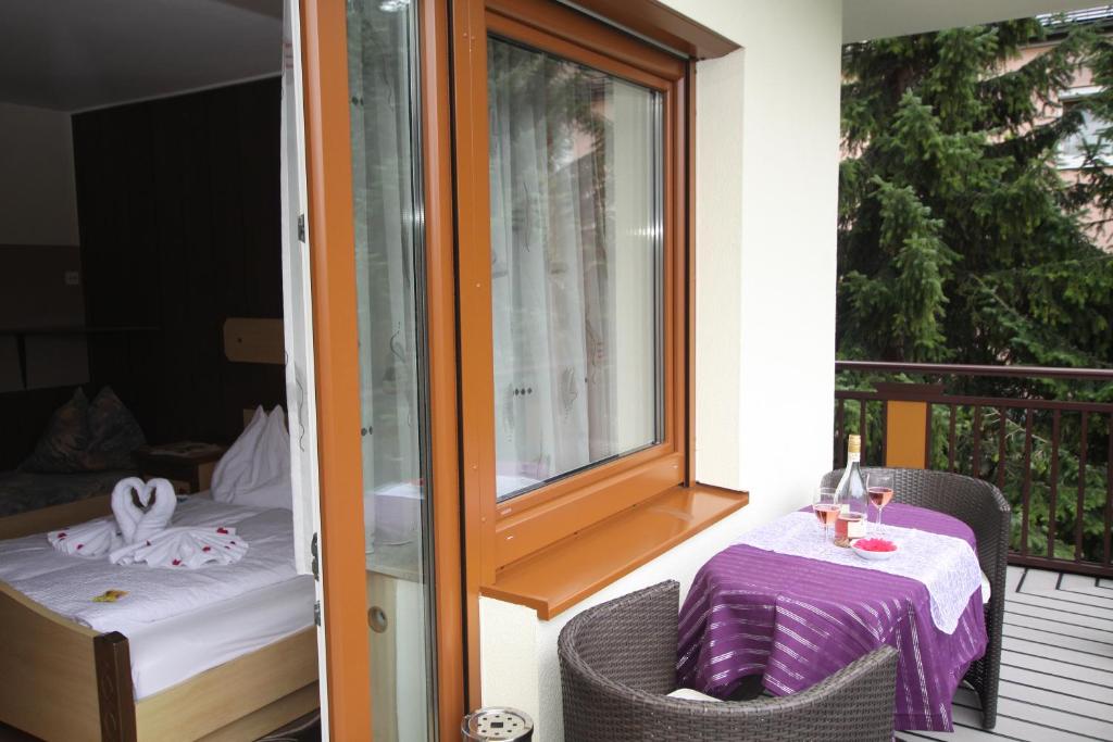 Двухместный (Двухместный номер с 1 кроватью, вид на сад) гостевого дома Pension Prantner, Инсбрук