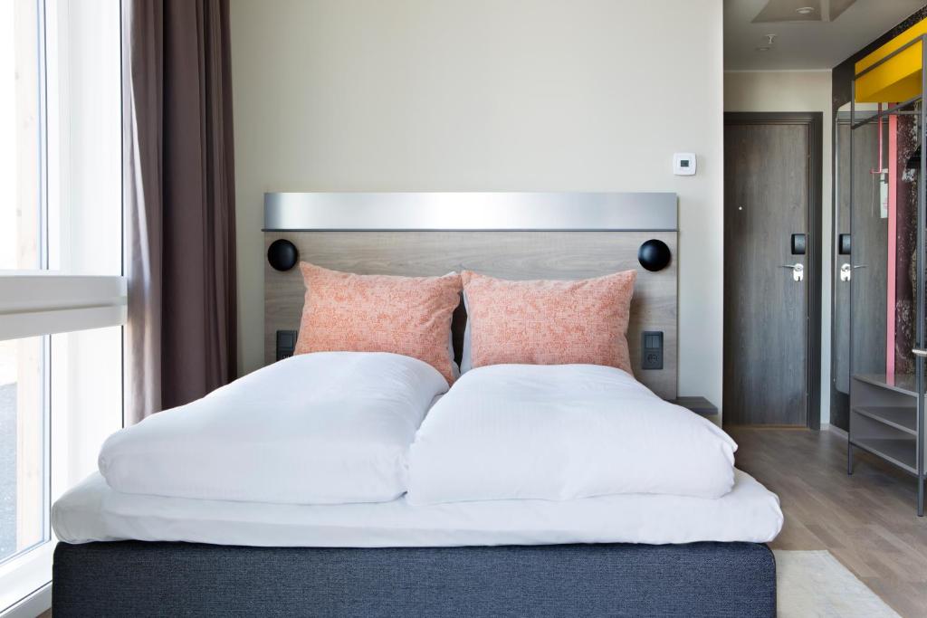 Двухместный (Улучшенный двухместный номер с 1 кроватью) отеля Comfort Hotel Bergen Airport, Берген (Северное море)