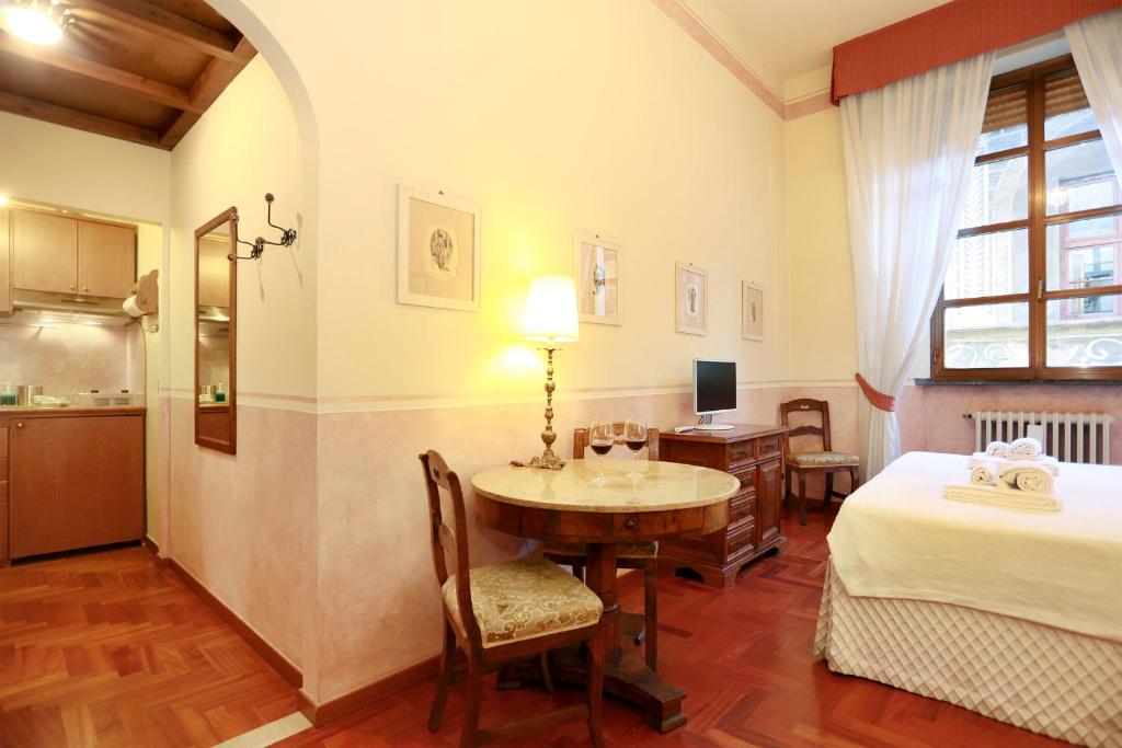 Двухместный (Стандартный двухместный номер с 1 кроватью) гостевого дома Residenza D'Epoca Via Santo Spirito 6, Флоренция