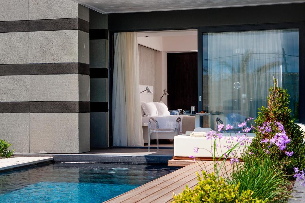 Сьюит (Люкс с собственным бассейном) отеля Aqua Blu Boutique Hotel & Spa - Small Luxury Hotels of the World, Кос