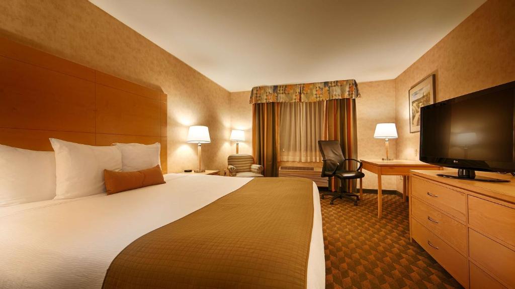 Двухместный (Номер с кроватью размера «king-size») отеля Best Western Plus North Las Vegas Inn & Suites, Лас-Вегас