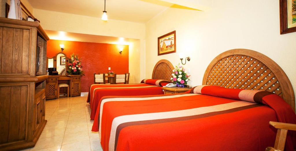 Двухместный (Двухместный номер с 2 двуспальными кроватями) отеля Gran Hotel Pátzcuaro, Пацкуаро