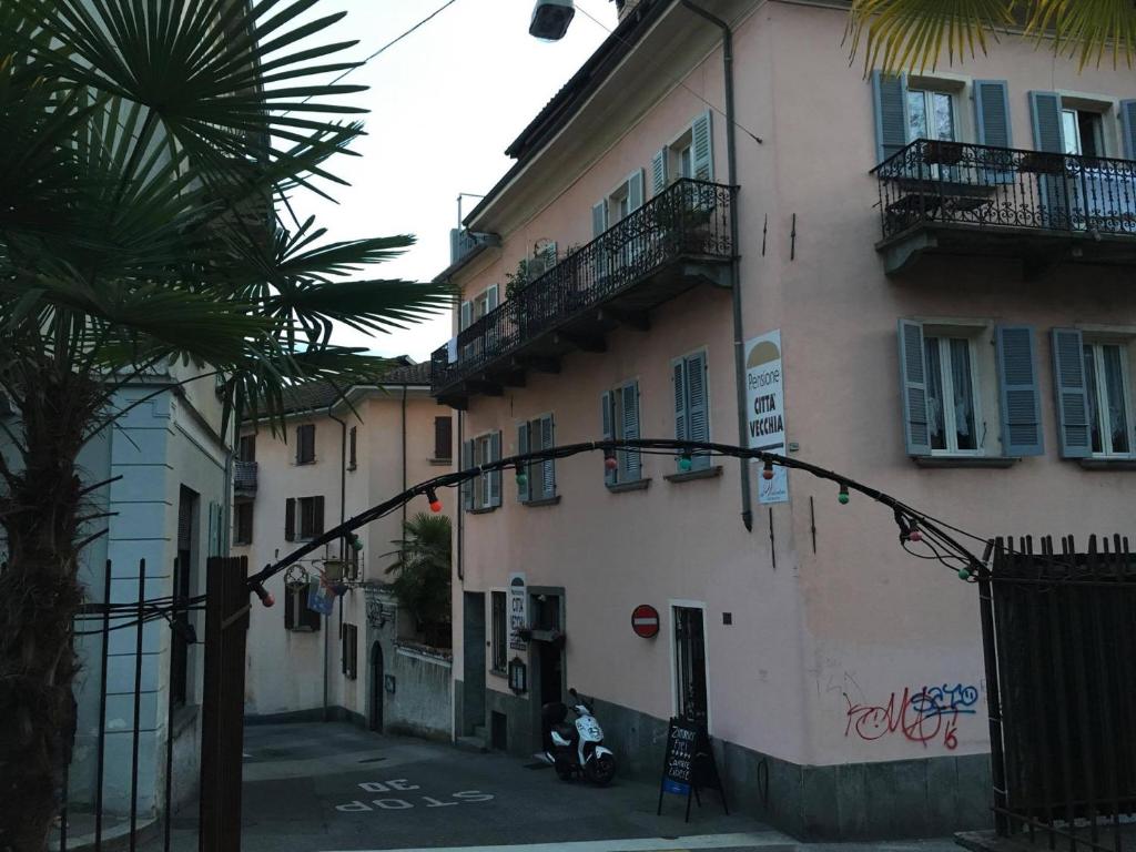 Отель Pensione Città Vecchia, Локарно