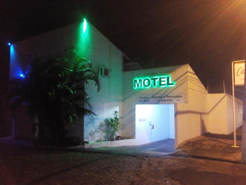 Мотель Casa Blanca Motel (Adults Only), Фос-ду-Игуасу