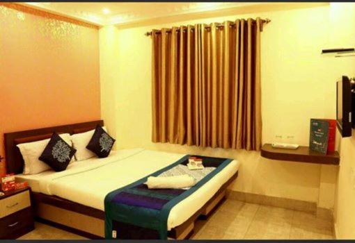 Двухместный (Двухместный номер Делюкс с 2 отдельными кроватями) отеля Golden Heaven Hotel, Калькутта