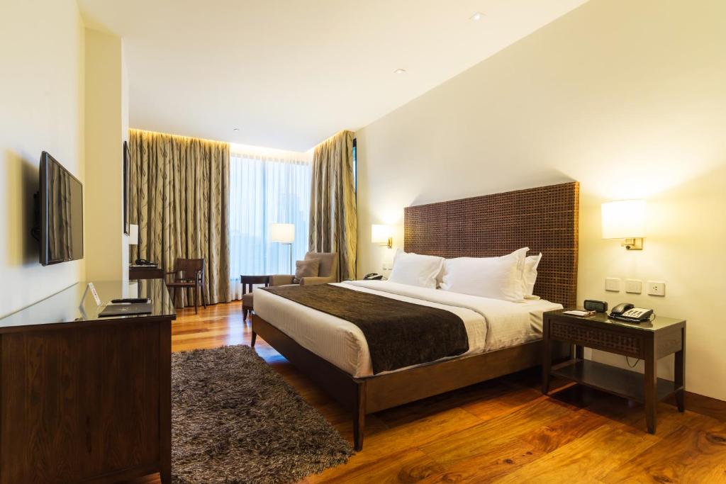 Сьюит (Полулюкс), City Garden Grand Hotel