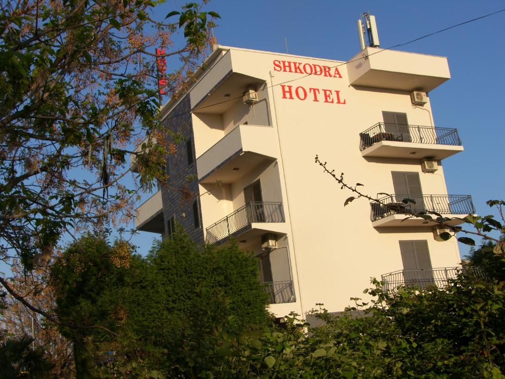 Отель Shkodra Hotel, Шкодер