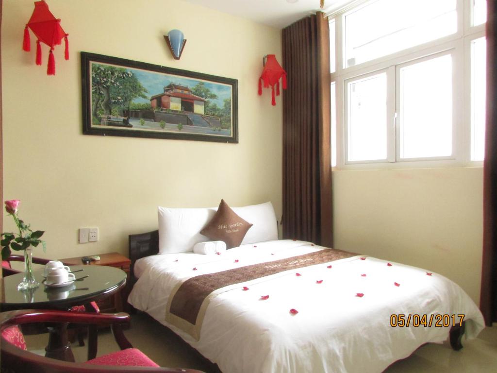 Двухместный (Улучшенный двухместный номер с 1 кроватью) отеля Hue Garden Villa Hotel, Хюэ