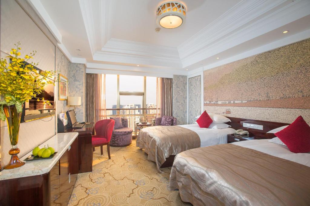 Двухместный (Двухместный номер бизнес-класса с 2 отдельными кроватями и видом на город) отеля Huachen International Hotel, Ханчжоу