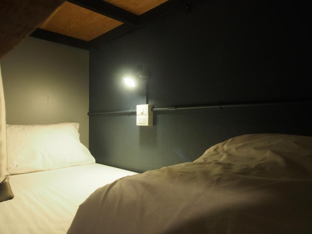 Номер (Кровать в общем номере для женщин с 4 кроватями), Silom Space Hostel