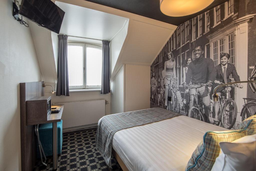 Двухместный (Небольшой двухместный номер с 1 кроватью) отеля Hotel Cornelisz, Амстердам